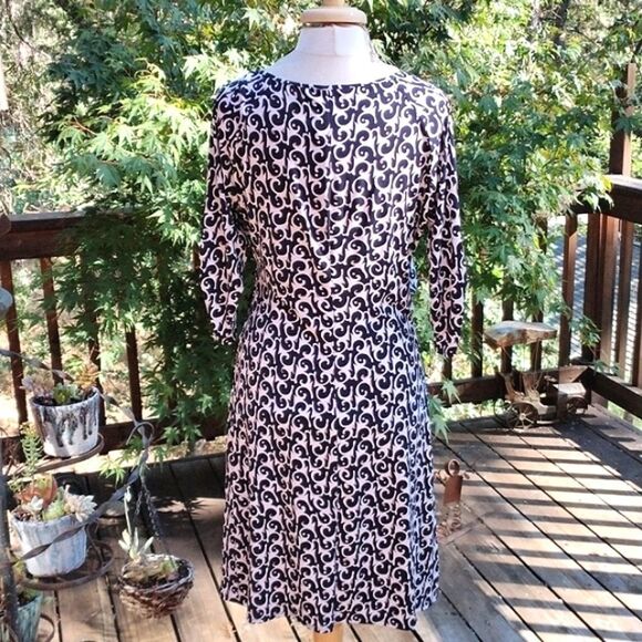 Laundry Soft Knit Dress - Picture 5 of 9